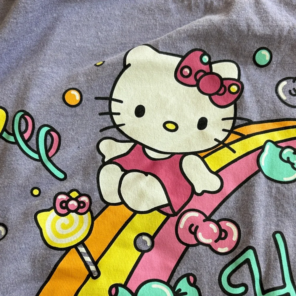 Classic/Vintage lavender Hello Kitty tshirt - Picture 3 of 5